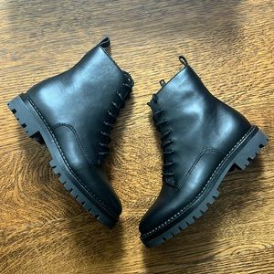 NIB Vince Cabria Lug Boots